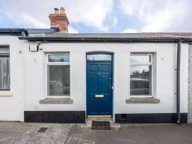 2 Findlater Street, Off Infirmary Road, Stoneybatter, Dublin 7.