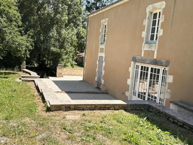 2 gîtes et un ancien moulin à eau