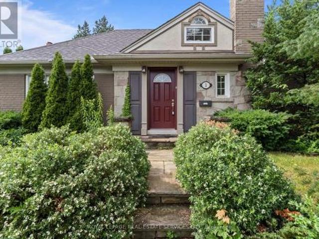 2 Glenroy Avenue, Toronto, ON, M8Y 3X8 house for sale | Listing ID W13556 | Royal LePage