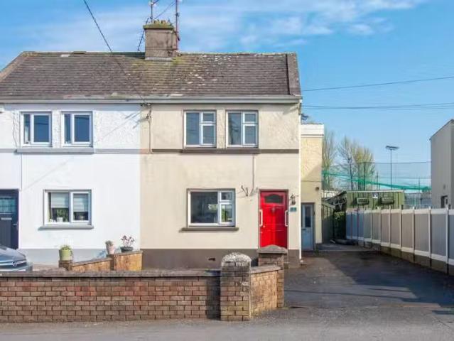 2 Granard Road, Ballyjamesduff, Co. Cavan, A82NX83 is for sale