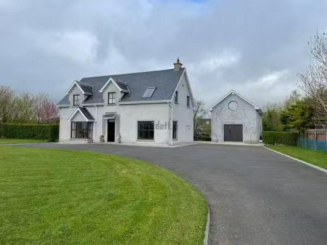2 Grange Park, Grange, Clonmel, Thomastown, Co. Tipperary is f.