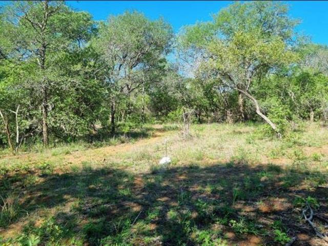 2 ha Land available in Moditlo Wildlife Estate