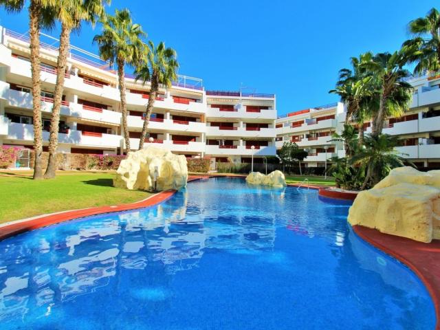2 habitaciones 2 baños, garaje incluido, cerca de la zona de. 69m² Orihuela Costa