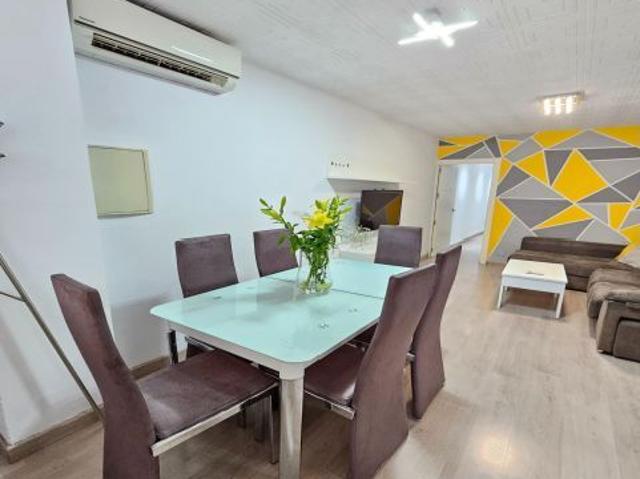 2 HABITACIONES DISPONIBLES EN ALQUILER PARA ESTUDIANTES. ALMERIA CAPITAL ZONA CENTRO AVDA. PABLO I