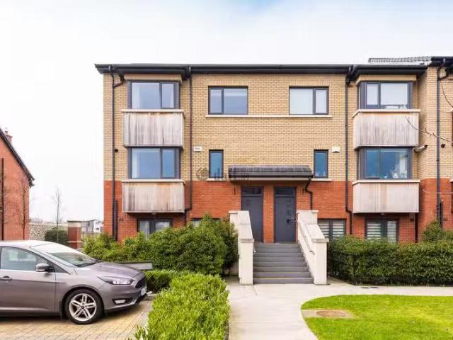 2 Hawthorn Walk, Bird Avenue, Clonskeagh, Dublin 14 is for rent
