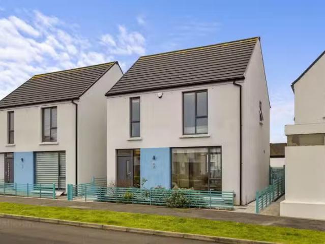 2 Hatheran Mews