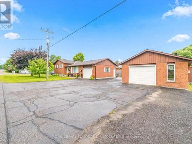 2 Herman Street, Petawawa, ON, K8H 3J8 house for sale | Listing ID X13596 | Royal LePage