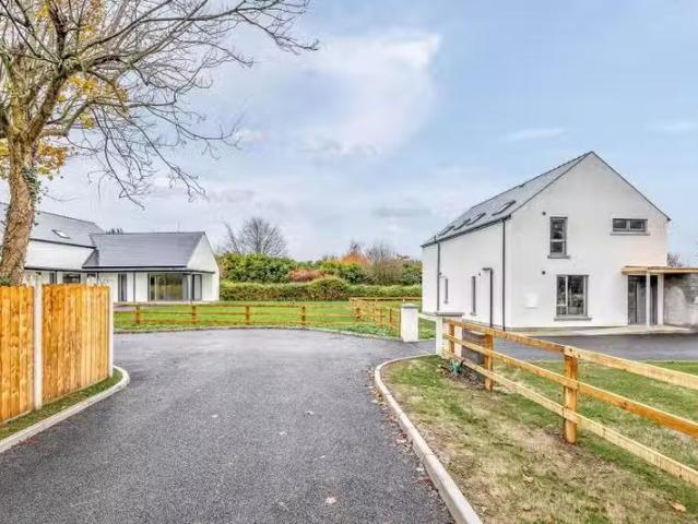 2 Hickeys Cove, Hickeys Lane, Baltrasna, Ashbourne, Meath, A84.