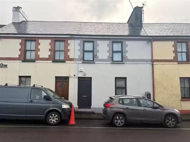 2 Hoffmans Terrace, Basin Road, Tralee, Kerry, V92 YRF3