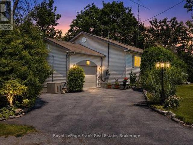 2 Ideal Point Road S, Kawartha Lakes Bobcaygeon, ON, K0M 1A0 house for sale | Listing ID X13567 | Royal LePage