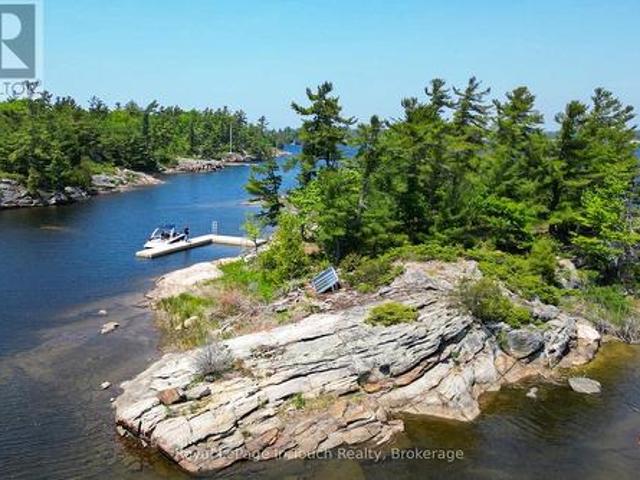 2 Island 1690, Georgian Bay Baxter, ON, P0E 1E0 house for sale | Listing ID X12237 | Royal LePage