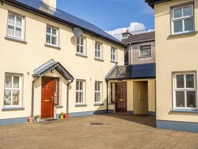 2 James Connolly Crescent, Basllina, Co. Mayo, F26 W2F7