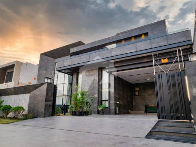 2 Kanal Modern House Near Mosque and Park