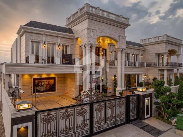 2 Kanal Modern Luxury House Near Mosque And Park