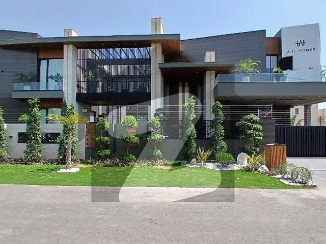 2 Kanal Most Luxrious Fully Furnished Disighner House For Sale