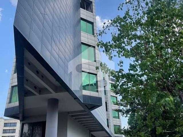 2 Kanal Building Commercial For Office Bank Etc