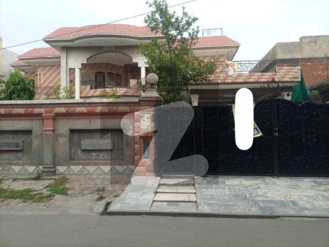 2 Kanal Beautiful Double Storey House For Sale In Johar Town Phase 1 Hot Location Near Doctor Hospital Near G1 Market Marble Fluring Owner Build House Johar Town Phase 1