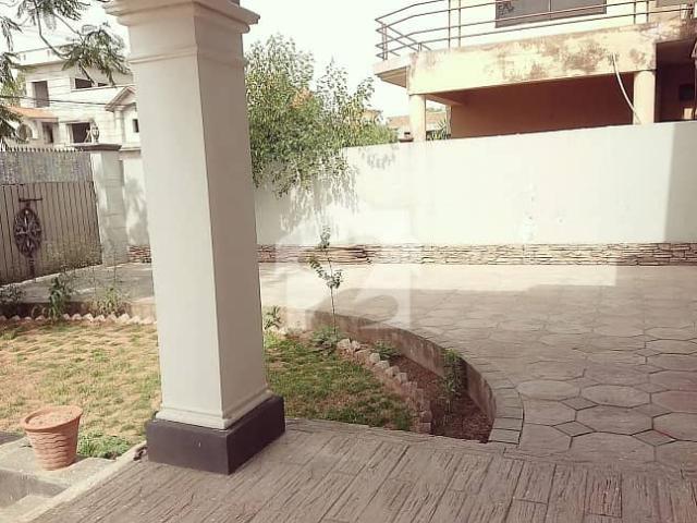 2 Kanal Beautiful House Available For Rent In Bani Near Market