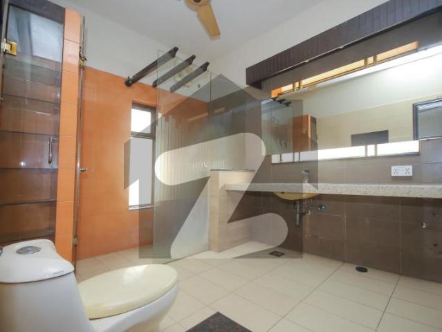 2 Kanal Beautiful House for Rent in Phase 1 DHA Phase 1