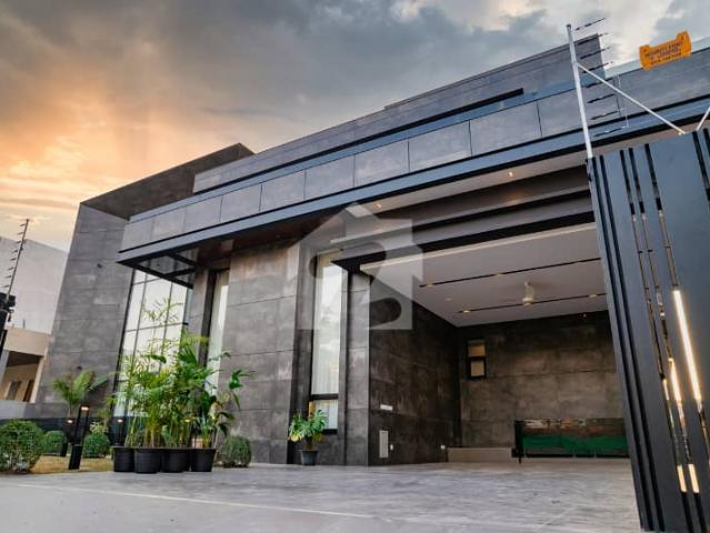 2 kanal brand new ultra modren design house for sale