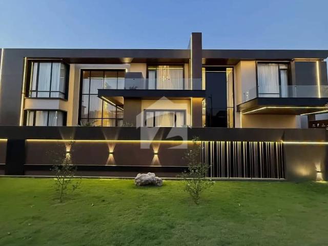 2 Kanal Brand New Luxury Mazhar Munir Design Most Beautiful Fully Furnished Bungalow 2 Servant Quarter In Basement For Sale at Prime Location of DHA Lahore Near To Park Masjid & DHA Raya Fairways Commercial