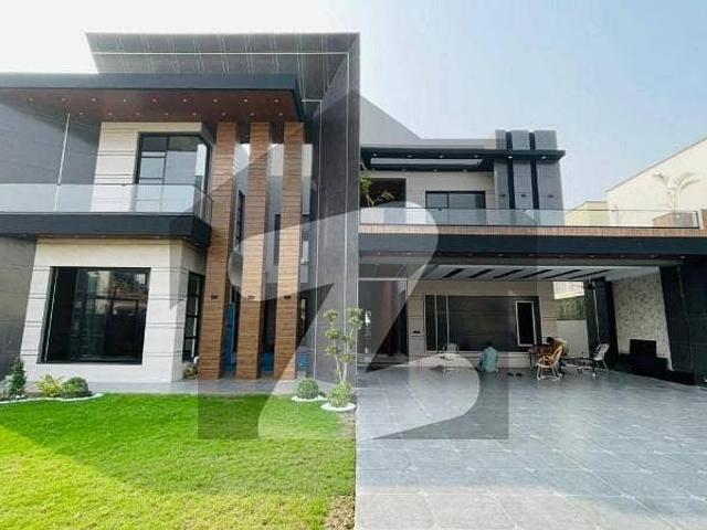 2 Kanal Cinema Swimming Pool 6 Bedroom Facing Park House For Sale