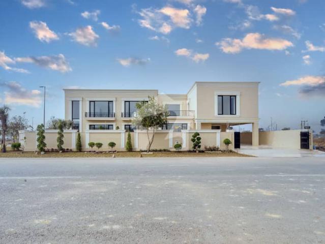 2 Kanal Corner Brand New Owner Built House For Sale PHASE 7