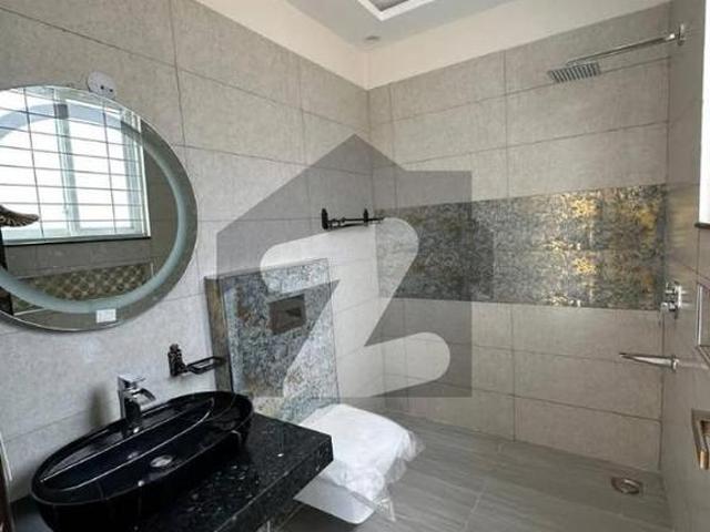 2 Kanal Double Storey Bungalow Having 7 Beds Gulberg
