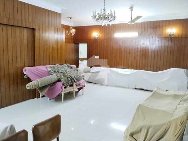 2 Kanal Double Storey Used House for Sale on 60 FT Road in M Block, Model Town, Lahore