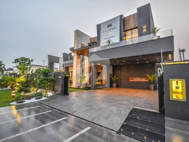2 Kanal Fully Furnished Ultra Luxurious House with Swimming Pool Available For Sale in DHA Phase 6