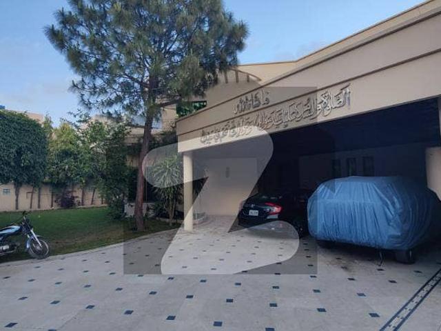 2 Kanal Fully Furnished Upper Portion Available for Rent* in Johar Town, Block G, Lahore