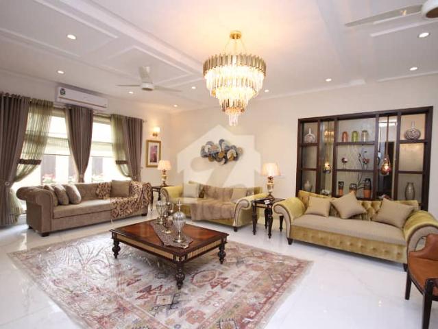2 Kanal Fully Furnished Modern Bungalow With Home Theater Gym For Sale In Phase 6