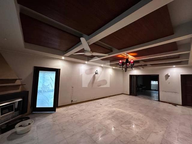 2 kanal full house for rent cantt