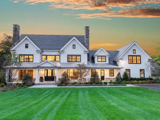 2 kanal farm house prime location for sale on bedian road lahore bedian road id 79110