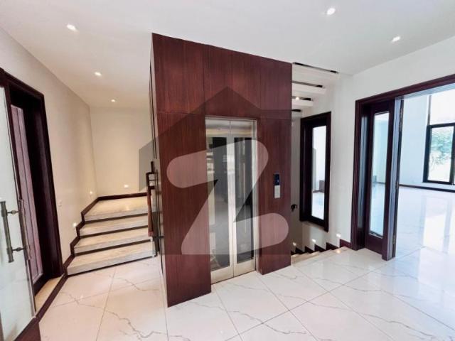 2 Kanal High End Designer House | Lift + Golf View | Elite Living Style Defence Raya