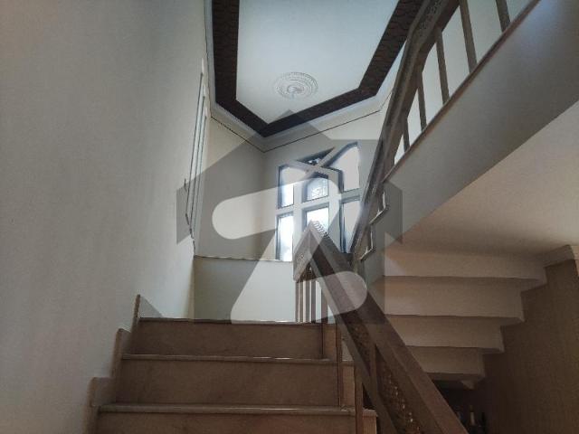 2 kanal house available for rent for office garden town