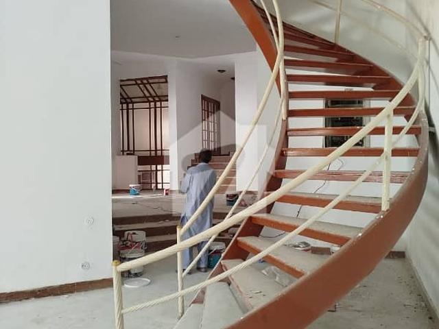 2 Kanal, House For Rent In F 11/3 Spacious Layout With Basement And Lush Green Lawn
