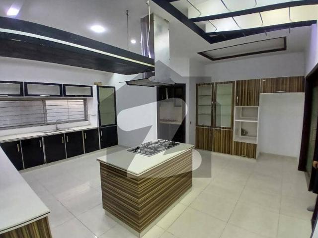 2 Kanal House For Sale Available In Valencia Housing Society Lahore Bijli Pani Gas Available