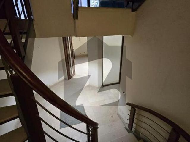 2 Kanal House for sale. 1kanal Construction 1kanal Lawn DHA Phase 5 Block G