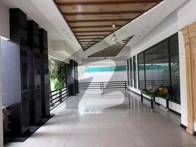 2 Kanal Luxurious House For Sale Hayatabad Phase 2
