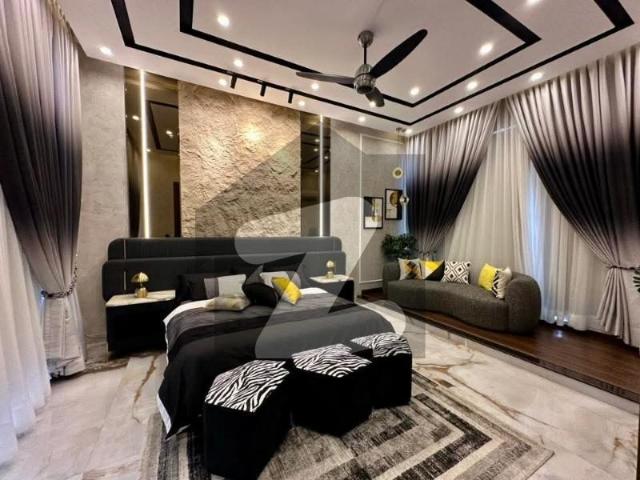 2 Kanal Luxury House Available For Rent In Bahria Town Phase 7