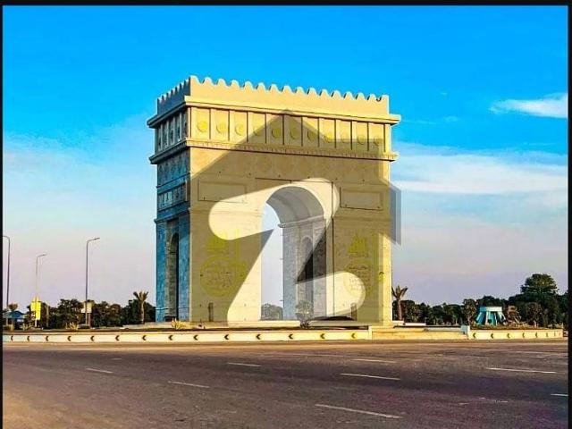 2 kanal plot available for sale at good location in possession sector