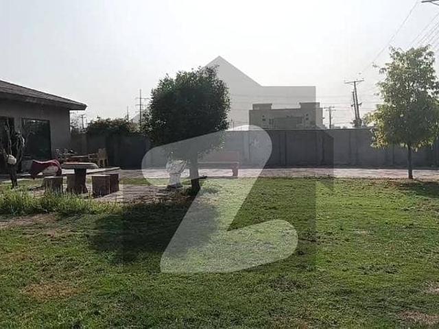 2 Kanal Plot Boundry Wall 298 LAC