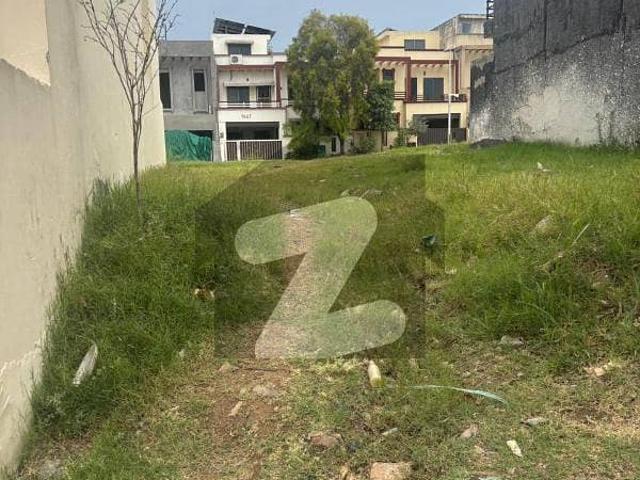 2 Kanal Plot For Sale In Garden City Zone 1
