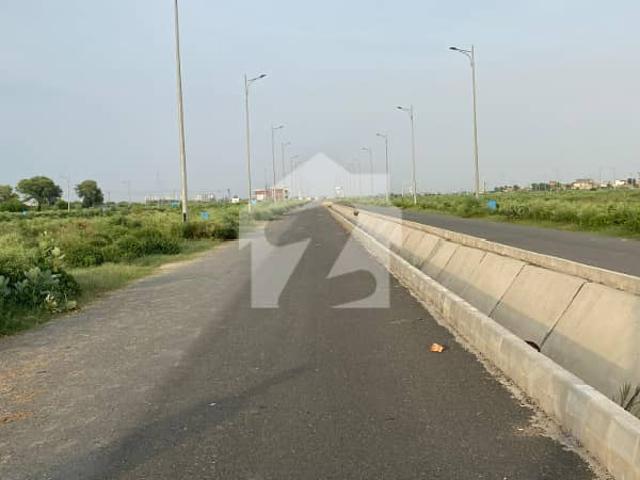 2 kanal possession back of 150 ft road plot no near by 1060
