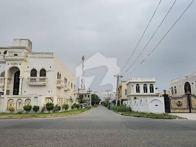 2 Kanal Premium LDA Approved Plots Between Block B & Pine Avenue Hub All Utilities Available Luxury Plot in the Heart of Khayaban e Amin