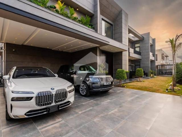 2 Kanal Premium Luxury House with Full Basement, Swimming Pool & Lift