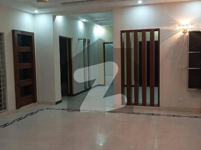 2 Kanal Single Storey House For Rent