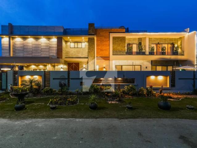 2 Kanal Ultra Modern Mansion on 100ft Road | With Lift, Pool & Cinema with Rooftop Garden & Solar & Private Office A Rare Gem in the Current Market!