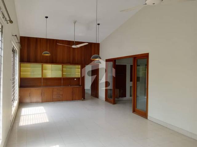 2 Kanal Upper Portion For Rent in Main Cantt